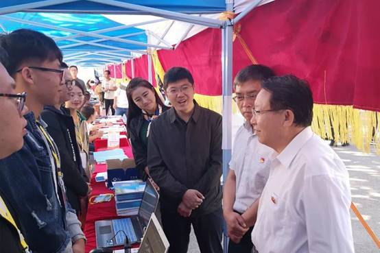 说明: //mmbiz.qpic.cn/mmbiz_jpg/aFXRccicKwuExAN0pX1LLYCm4QNSibKm2aAO3ZgSSn6iaRKgQQXWNPswJj4QicVV8PtUlaYnia0PaAkNdlH2WbKrd4w/640?wx_fmt=jpeg
